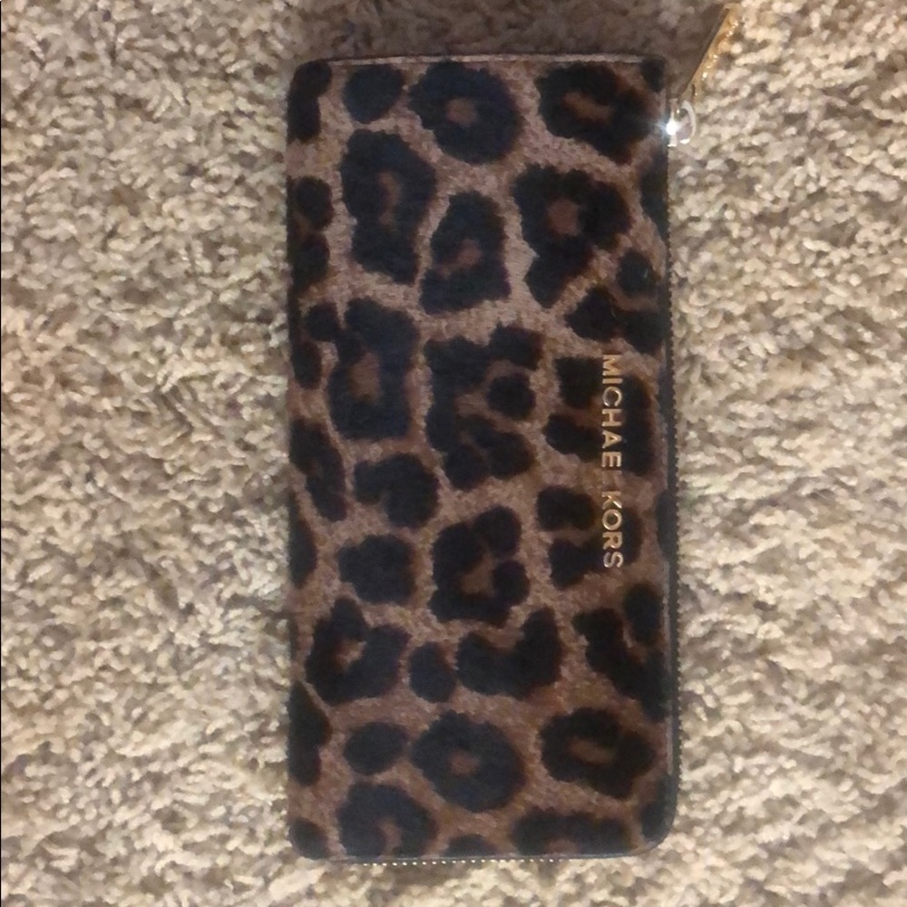 Micheal Kors wallet